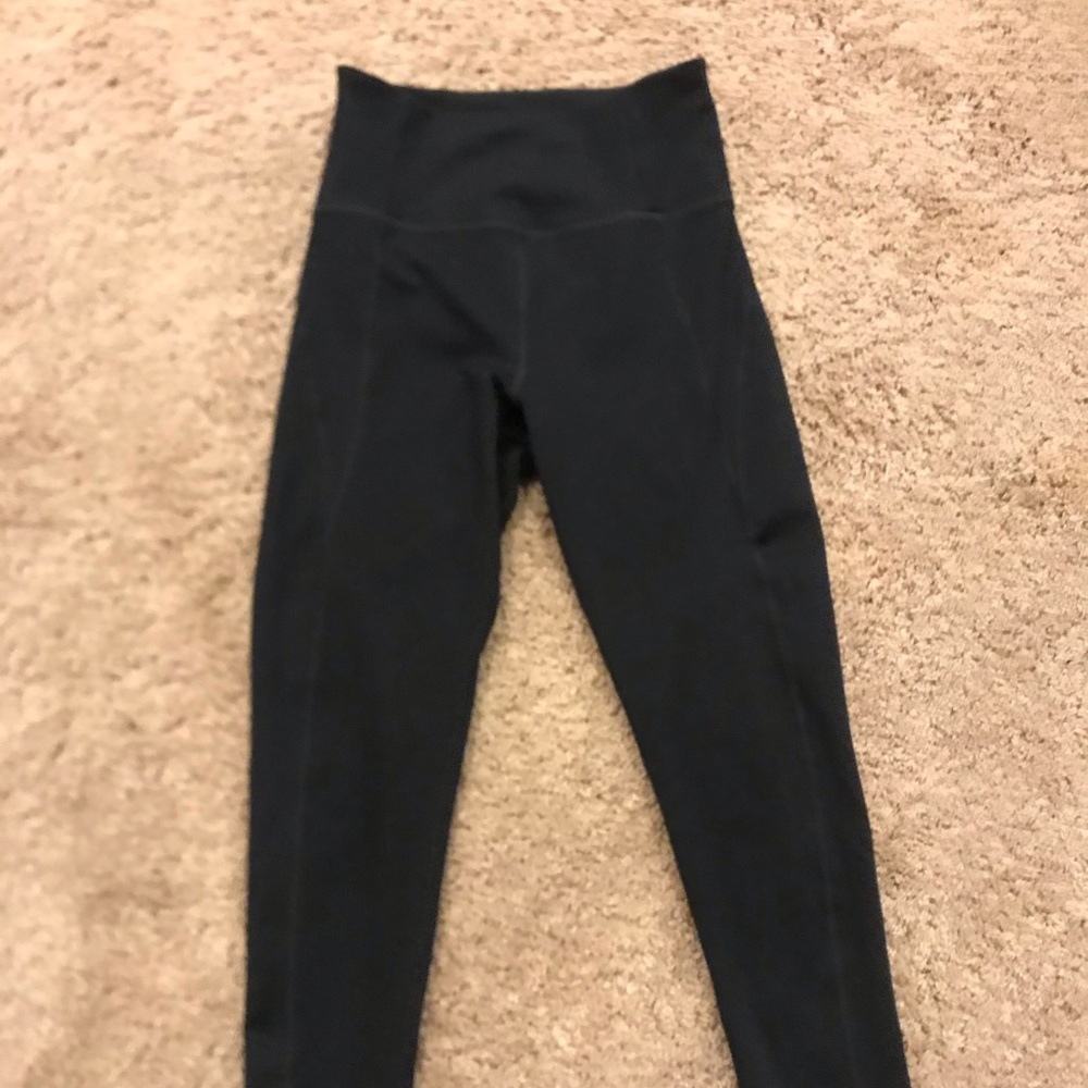 Girlfriend collective leggings small